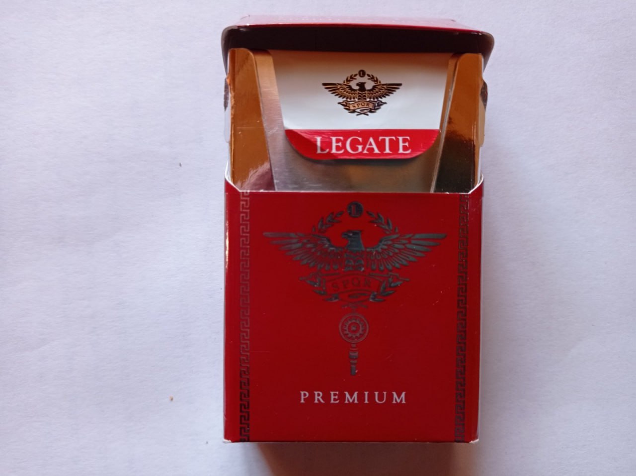 Legate Red